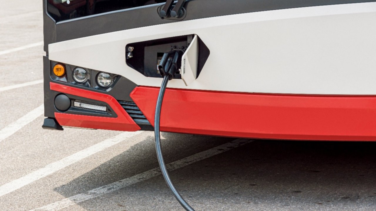 Illustration of an Advanced Driver Assistance System (ADAS) around a top-view car. 