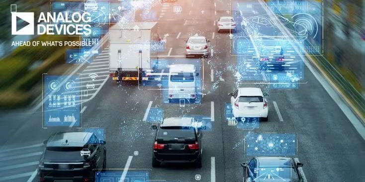 Une scène d'autoroute à plusieurs voies présente plusieurs voitures et un camion, superposés avec des graphiques d'interface numérique représentant la technologie des véhicules intelligents. Le logo Analog Devices et la phrase 'AHEAD OF WHAT'S POSSIBLE' sont clairement visibles dans le coin supérieur gauche.