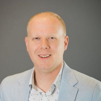 Portrait headshot of author Steven Shackell
