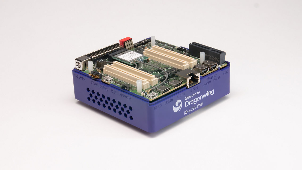 Close-up view of a Molex Extreme PowerEdge Plus card edge connector, showing its metallic contacts and robust design for high-power applications.