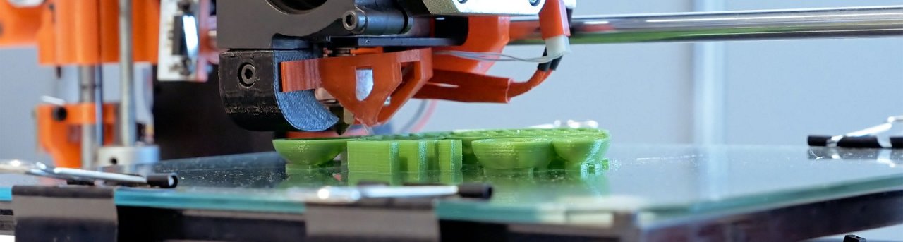 적층 제조 및 로봇 자동화