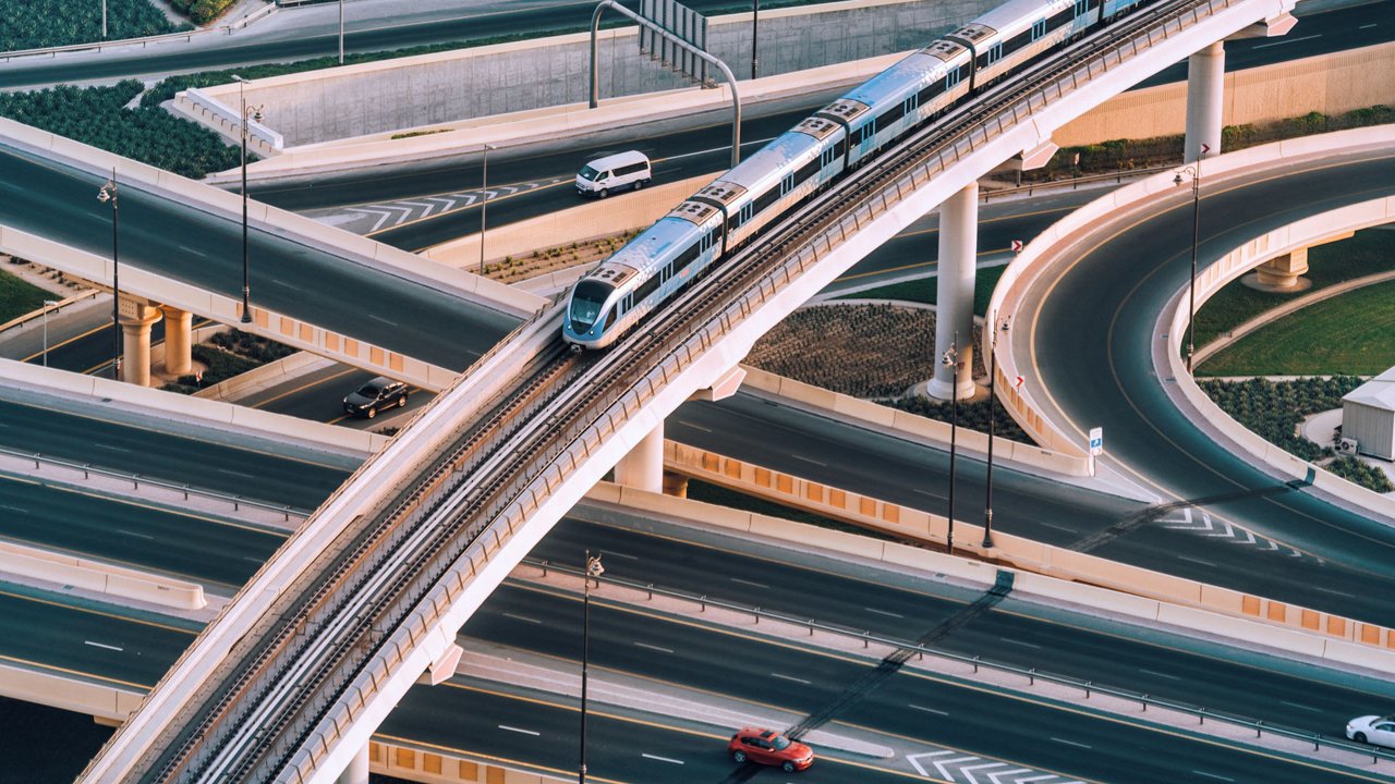 Various transport roads crossing each other 