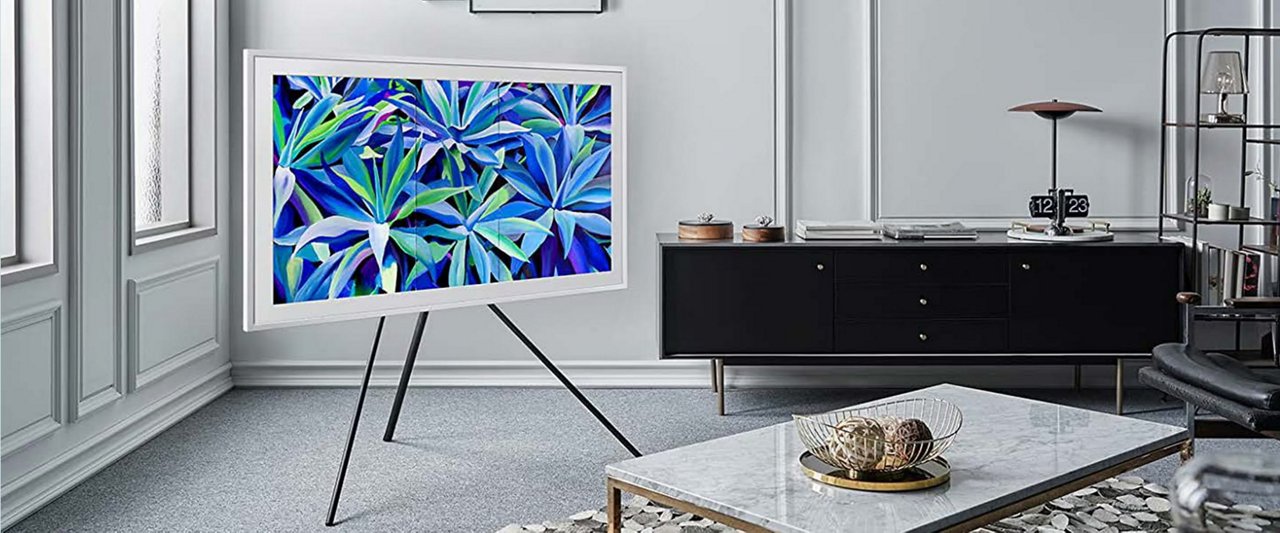 Samsung Frame 2021 TV in the living room