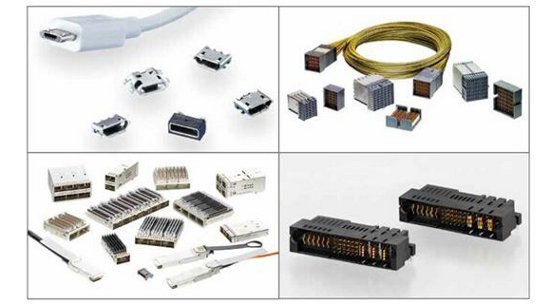 Conectores y cables electrónicos variados, incluidos pequeños enchufes, mazos de cables y varios bloques de terminales.