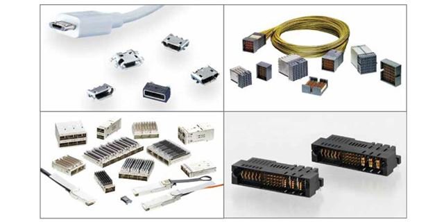 Conectores electrónicos y cables variados, incluyendo pequeños enchufes, arneses de cables y varios bloques de terminales.